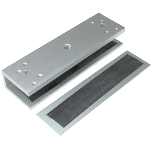 U-bracket-for-glass-doors.jpg